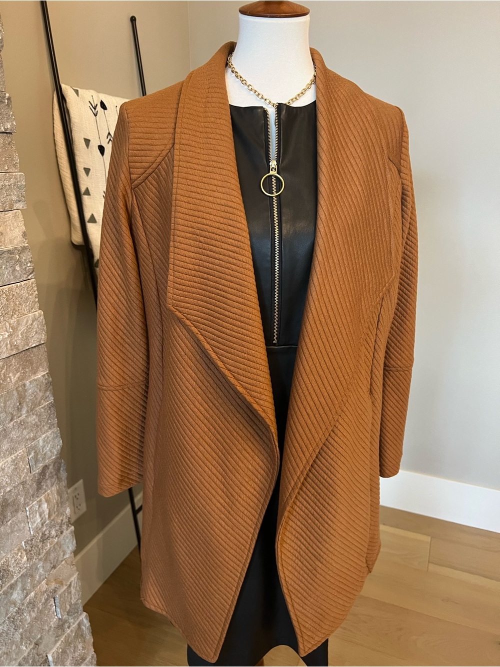 Textured Open Front Coatigan in Rich Caramel - Picture 4 of 7